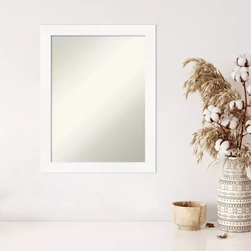 Espejo de pared estrecho blanco para gabinete sin bisel de 21" x 27" - Amanti Art: Rectangular moderno, marco de poliestireno
