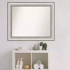 Espejo de pared plateado para baño sin bisel de 33" x 27" - Amanti Art: Rectangular moderno, incluye accesorios de montaje