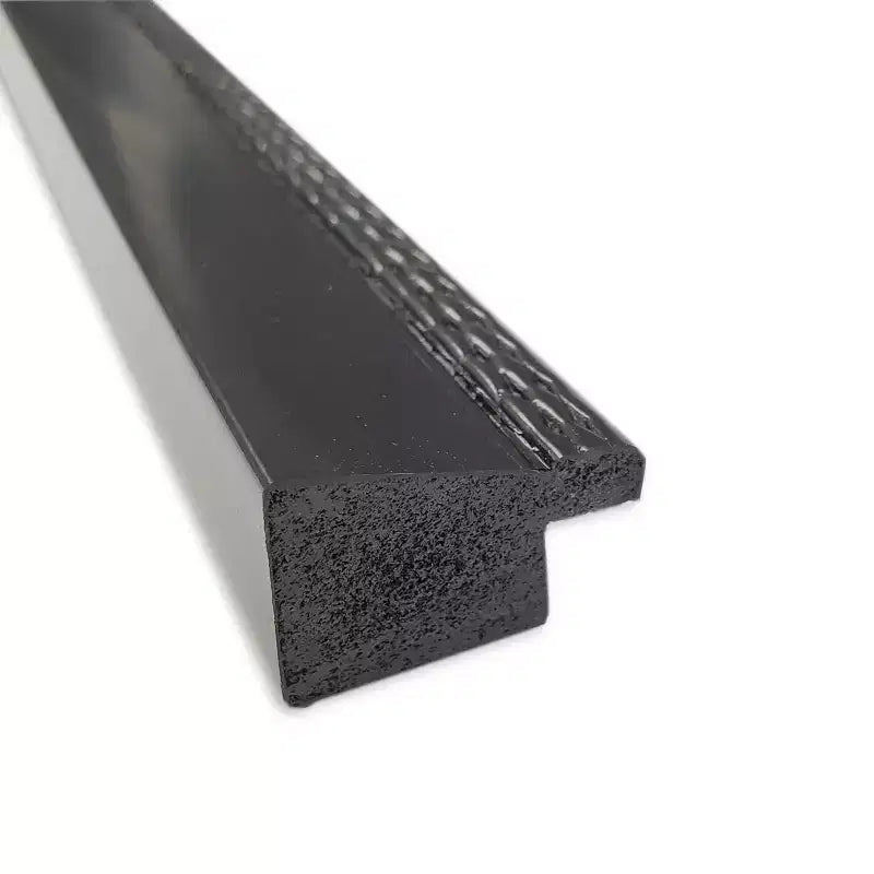 Espejo de pared de baño estrecho Avon negro sin bisel de 30" x 24" - Amanti Art: Incluye accesorios de montaje, marco de poliestireno