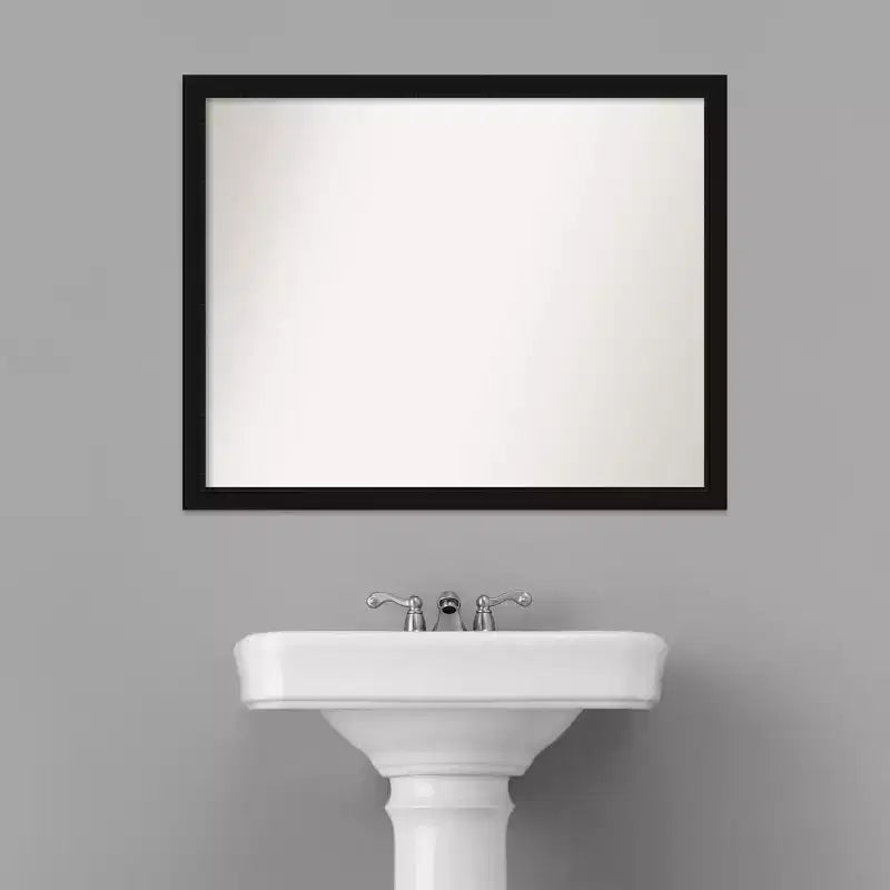 Espejo de pared de baño estrecho Avon negro sin bisel de 30" x 24" - Amanti Art: Incluye accesorios de montaje, marco de poliestireno