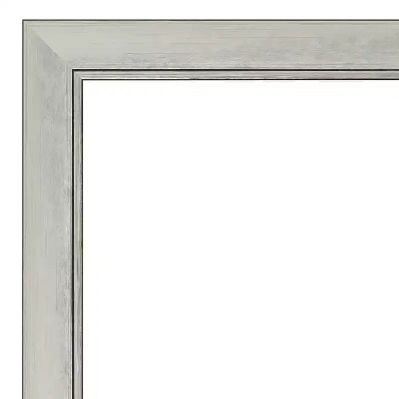 Espejo de pared Flair Silver Patina de 32" x 26": Rectangular moderno, incluye accesorios de montaje - Amanti Art