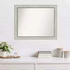Espejo de pared Flair Silver Patina de 32" x 26": Rectangular moderno, incluye accesorios de montaje - Amanti Art