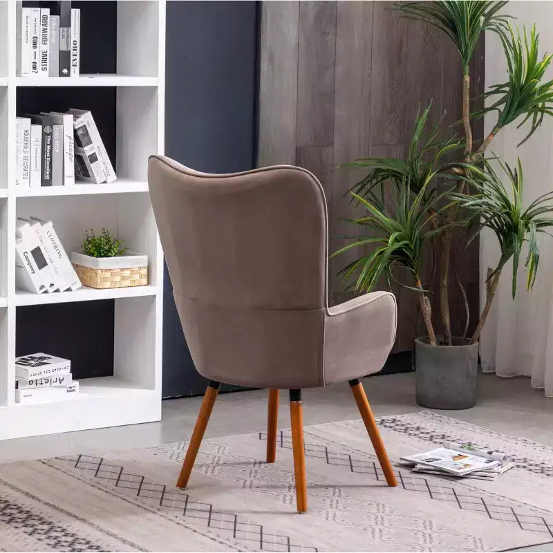 Roundhill Furniture Doarnin Sillón decorativo contemporáneo de terciopelo sedoso con botones y respaldo capitoné, chocolate