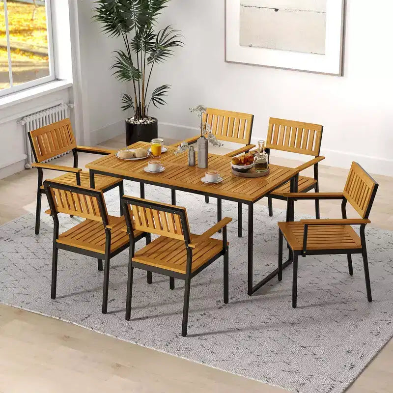 Juego de 2/4 sillas de comedor Costway con respaldo de madera de acacia, asiento inclinado y cómodos reposabrazos