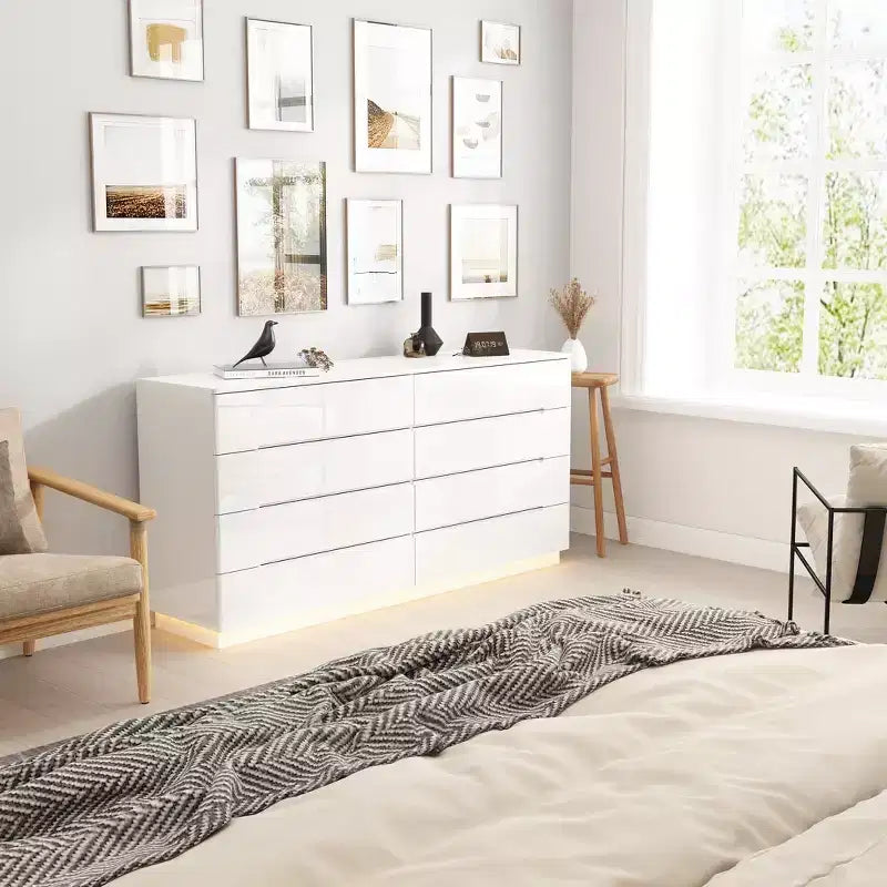 Cómoda Hitow de 8 cajones con luz inferior, acabado de alto brillo, cómoda moderna