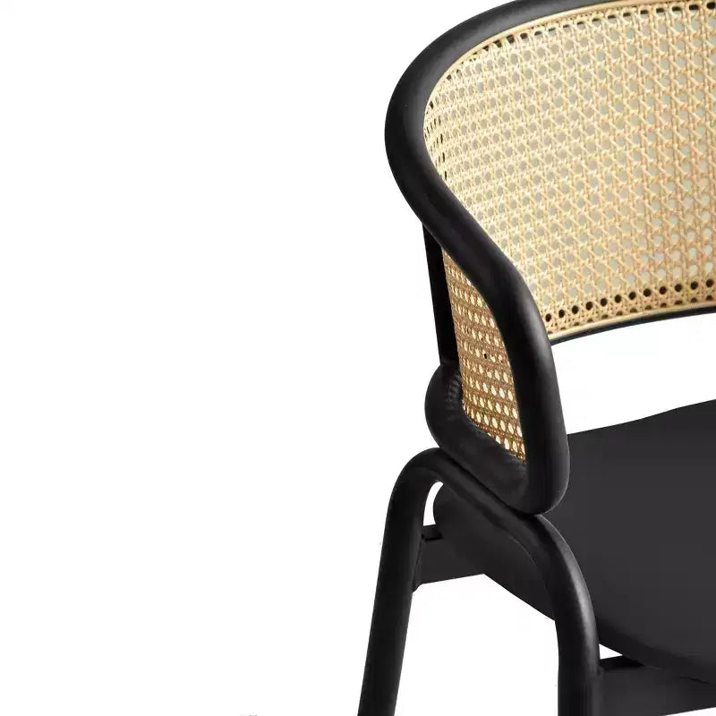 Juego de 4 sillas de comedor LeisureMod Ervilla con respaldo de mimbre y asiento de cuero con estructura de acero negro, cocina moderna de interior, comedor, asientos de mesa