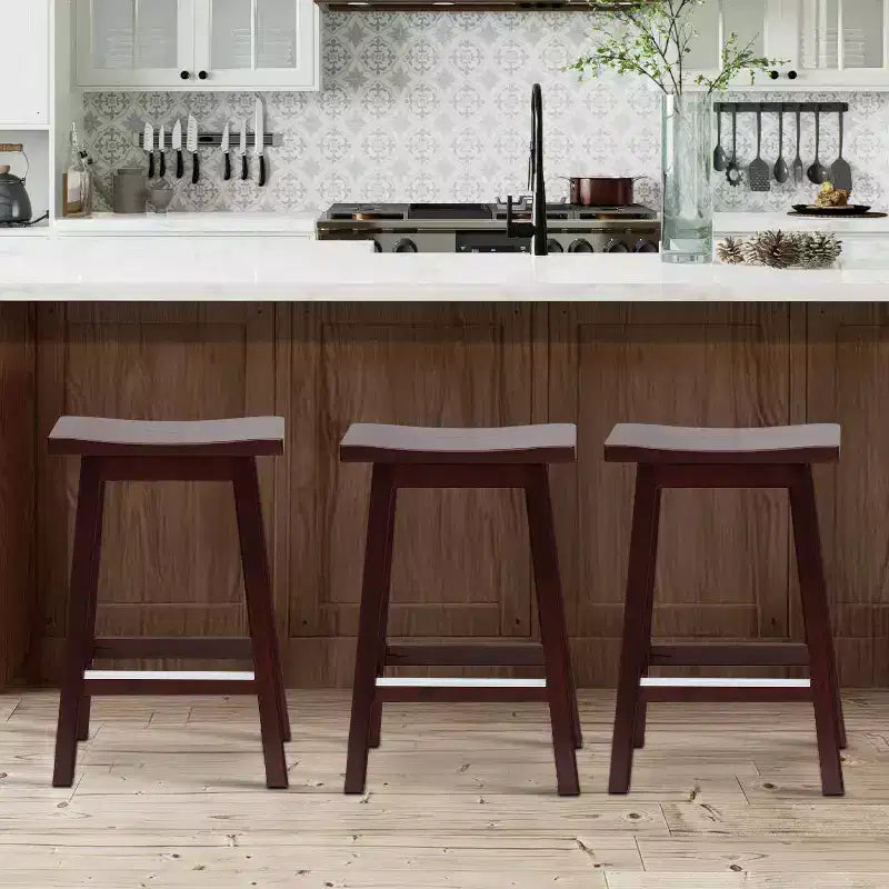 Taburete de bar de madera FDW Classic, 24/30 pulgadas, asiento de silla de montar, juego de 2 taburetes de cocina con reposapiés, taburetes de madera para mostrador de altura para el hogar