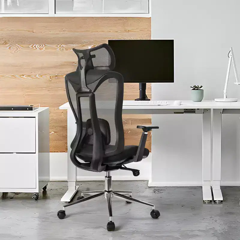 Silla de oficina ergonómica con reposacabezas 3D, apoyabrazos 2D, respaldo de malla, reclinación de 135 grados, silla de escritorio con capacidad de 330 lb y soporte lumbar dinámico