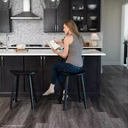 Taburete de barra de cocina de madera sin respaldo Maven Lane Luna de 30 pulgadas