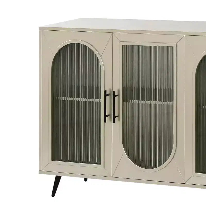 HomeRoots Aparador de 60 pulgadas de madera y cristal dorado con cuatro puertas