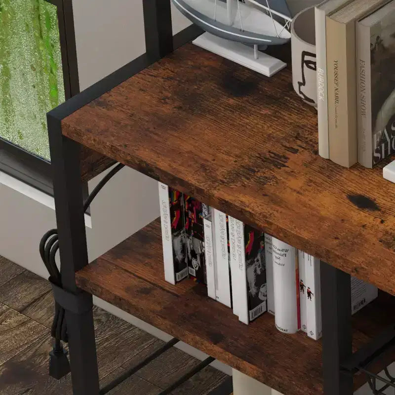 Estantería de panadero de 6 niveles con toma de corriente, soporte para microondas y mesa de café para almacenamiento de especias y sartenes en la cocina
