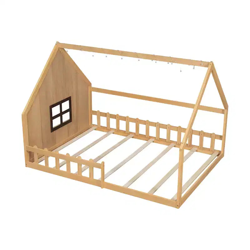Cama de madera Whisen con forma de casa, tamaño completo, con ventana y valla