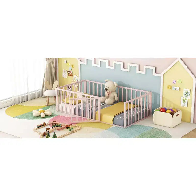 Marco de cama Okak Moderno de suelo con valla de seguridad y puerta, Marco de cama infantil de metal para niños y niñas, Fácil de montar