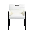 Meridian Furniture, Silla de comedor con brazos Aimee de piel vegana