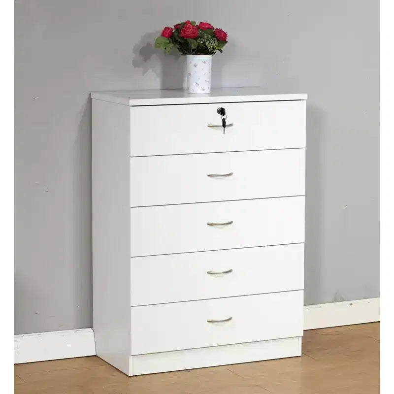Cómoda moderna Okak Sleek de 5 cajones con rieles metálicos silenciosos y cerradura superior de metal para ropa