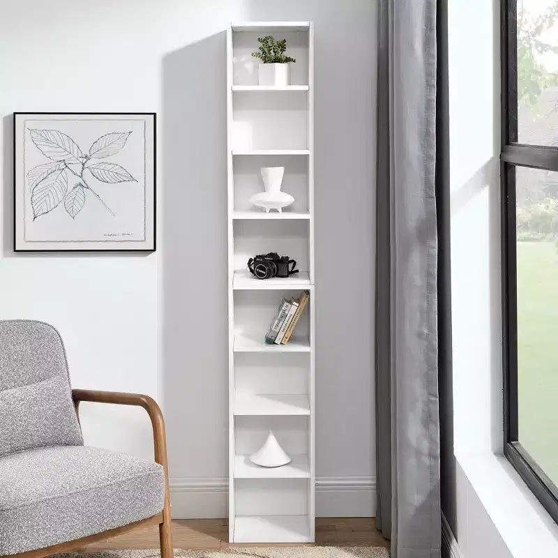 MAYEERTY Estantería de torre multimedia de 8 niveles, estantería estrecha y alta con estantes ajustables para sala de estar del hogar, color blanco