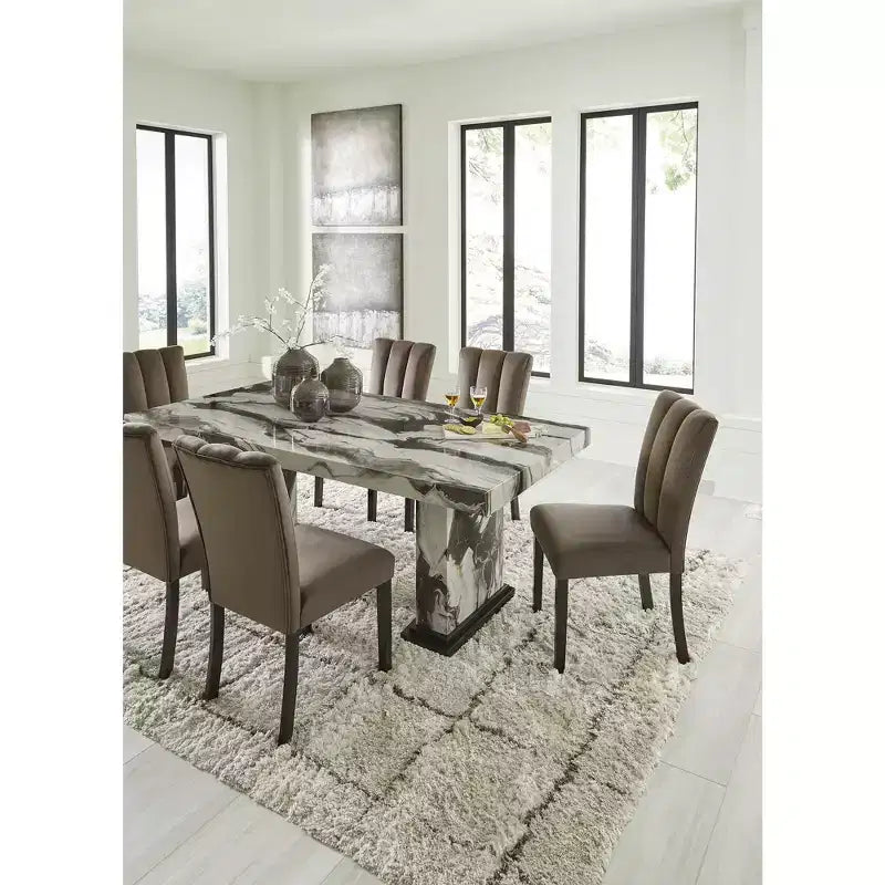 Sillas de comedor Zendalia de Signature Design by Ashley | Sillas auxiliares elegantes de terciopelo con costuras de canalé | Juego de 2, marrón moca