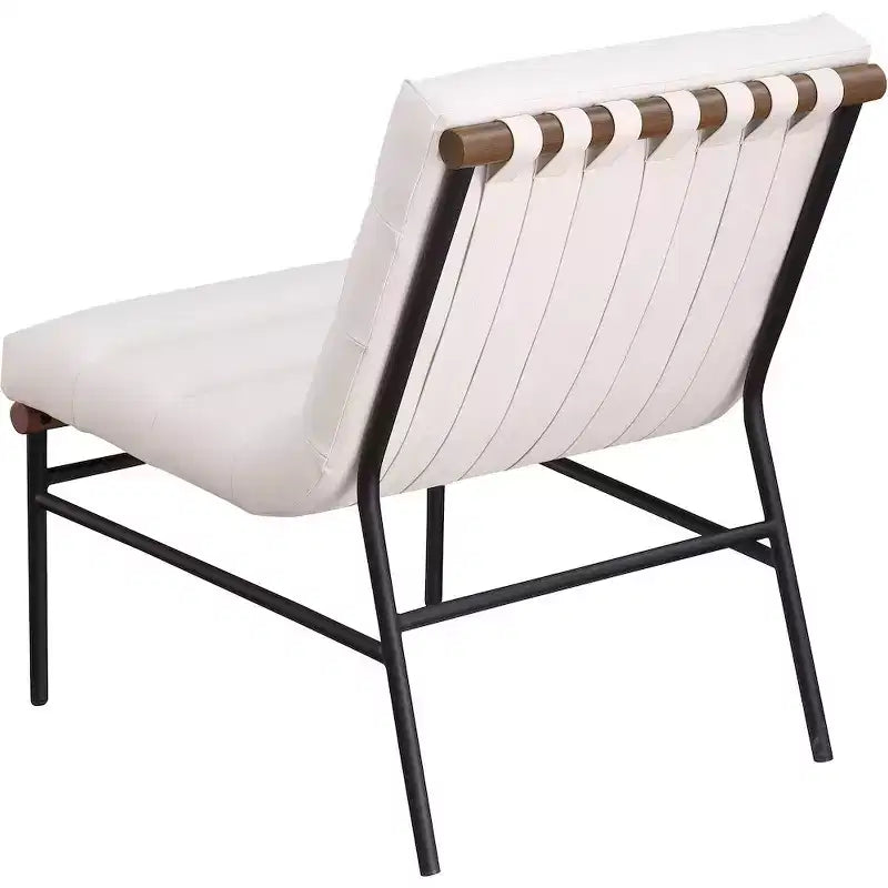 Meridian Furniture, Sillón decorativo de piel vegana Burke