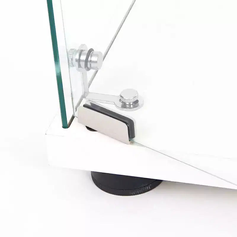 MAYEERTY Vitrina de cristal templado Almacenamiento de vino Archivador con luz Paipai a pilas Pies de suelo ajustables Sala de estar Dormitorio Oficina Blanco