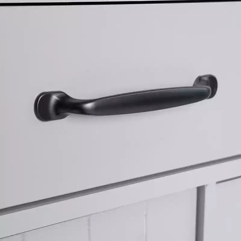 Isla de cocina con almacenamiento para bote de basura, solapa abatible, especiero, estante ajustable, carrito de cocina rodante