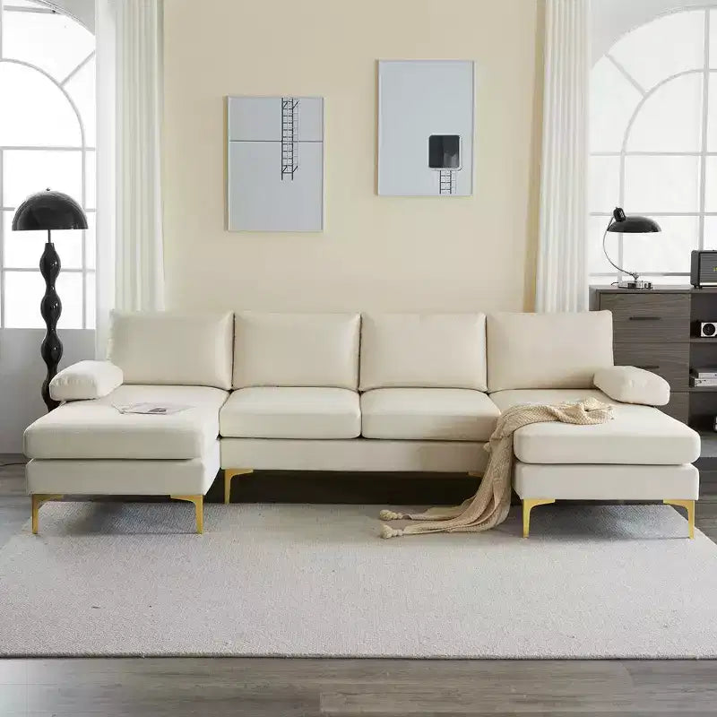 Karl Home | Seccionales en forma de U de 3 piezas de poliéster con apoyabrazos tipo "Pillow Top" de 110 pulgadas de ancho en blanco roto
