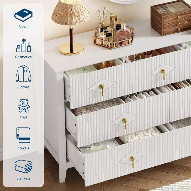Cómoda de 7 cajones para dormitorio, cómoda de madera de 137 cm de ancho con tiradores de metal, organizador de ropa estriado, mueble de TV para pasillo