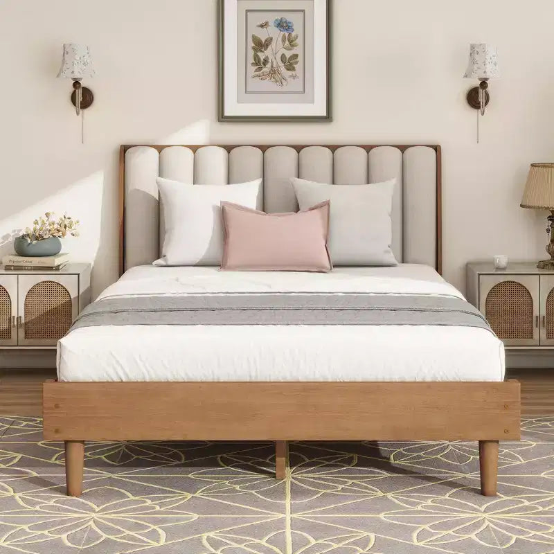 Cama Whisen Wood con cabecero tapizado y estructura reforzada