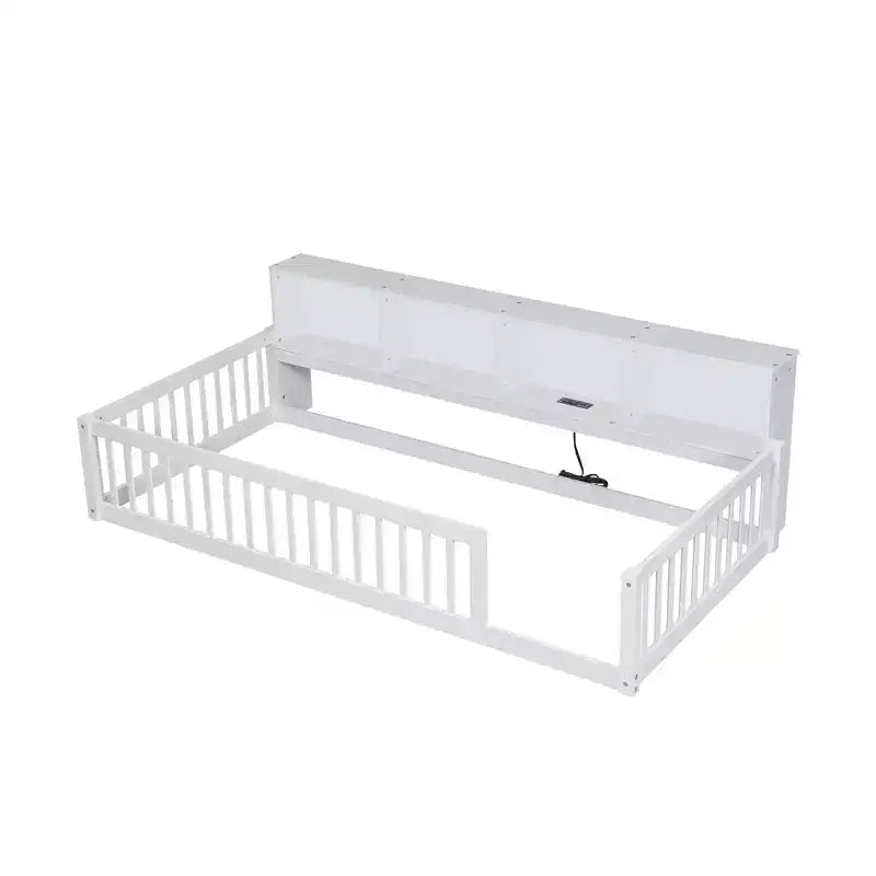 Cama Montessori para niños Bellemave con estantería, cama de suelo individual XL con estación de carga, estructura de cama de suelo con barandillas para niños, blanca