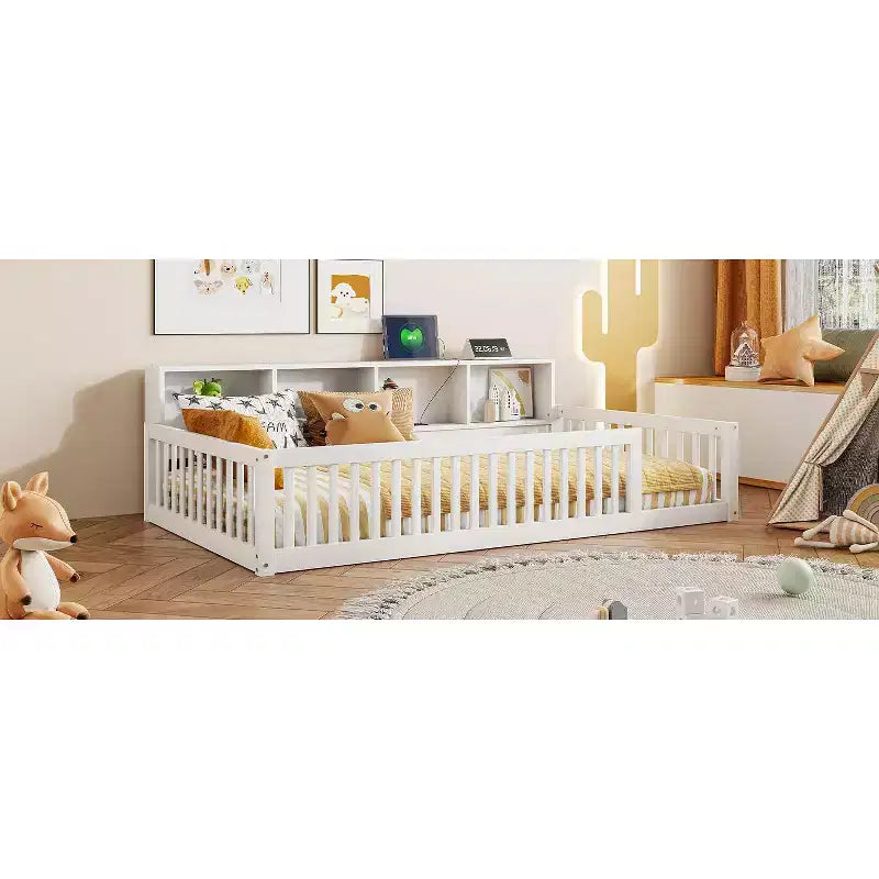 Cama Montessori para niños Bellemave con estantería, cama de suelo individual XL con estación de carga, estructura de cama de suelo con barandillas para niños, blanca