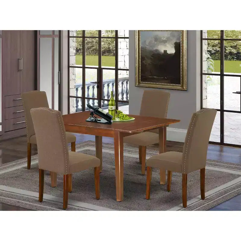 Mesa de comedor HomeStock de 5 piezas rectangular con acabado de caoba y parte superior de madera maciza con 4 sillas Parson con extensión de mariposa