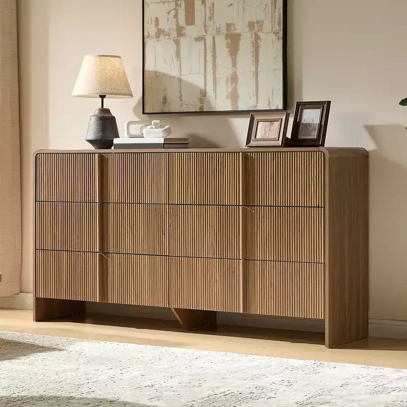 AMERLIFE Cómoda moderna estriada con tiradores de pino, esquinas redondeadas y antivuelco, organizador de almacenamiento de madera de 48 para salón