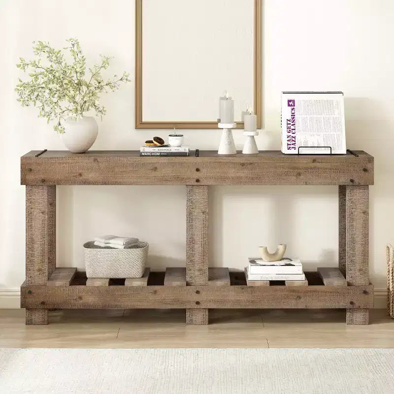 62.9 Mesa consola de entrada para casa de campo con estante de almacenamiento, mesa de pasillo de madera maciza de abeto con detalles de remaches de metal para sala de estar - Panipeachy