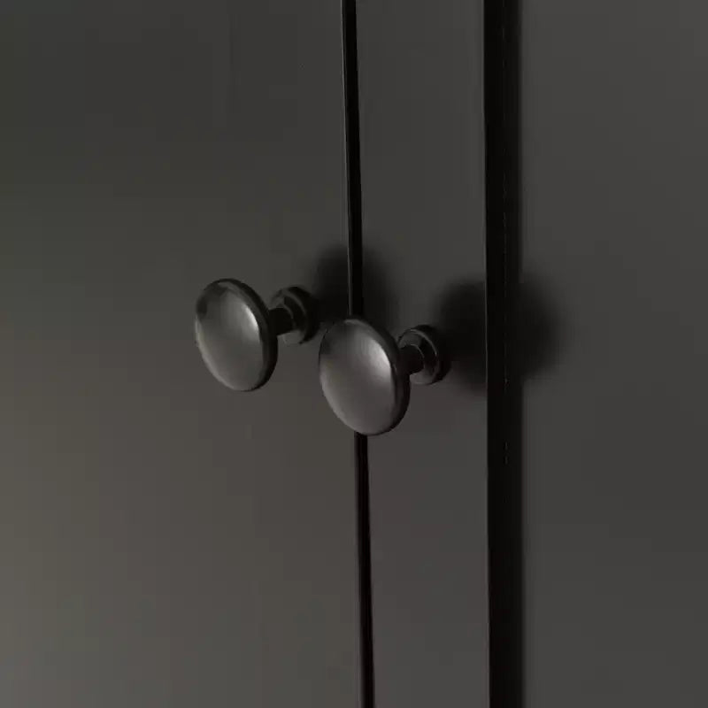 Carro de cocina con ruedas y encimera de madera maciza, ruedas con bloqueo, 137.9 cm de ancho, armario de 4 puertas y dos cajones, especiero