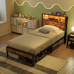 Base de cama de plataforma doble moderna GDFStudio Kian de metal con cabecera de almacenamiento, estación de carga y luces LED