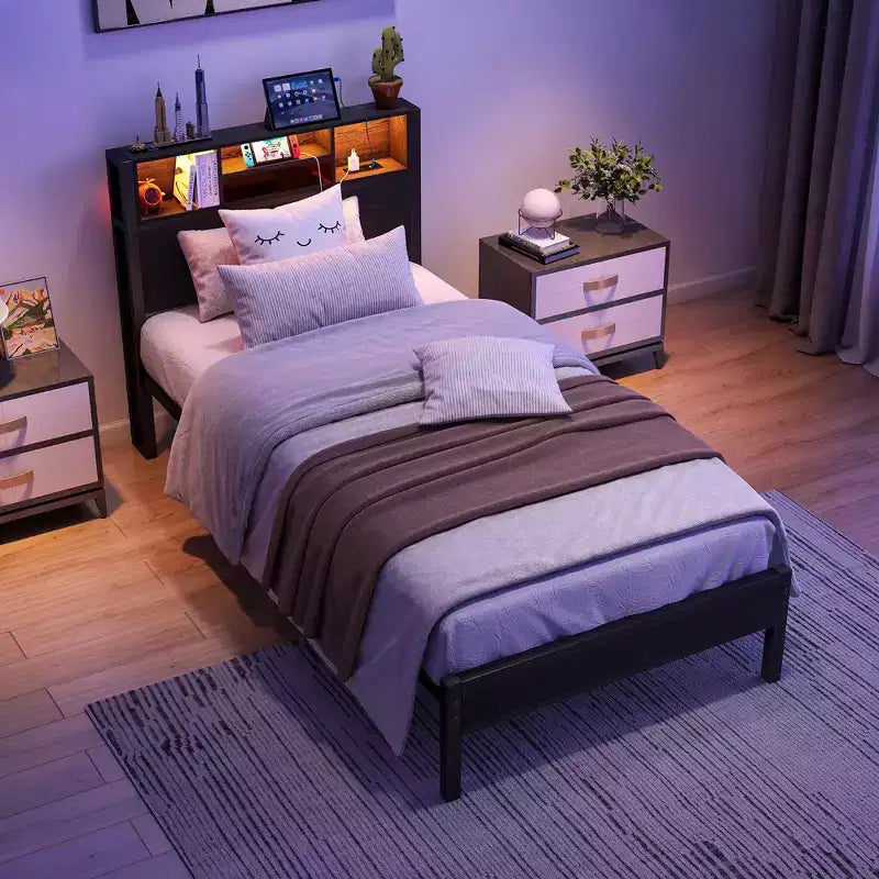 Base de cama de plataforma doble moderna GDFStudio Kian de metal con cabecera de almacenamiento, estación de carga y luces LED