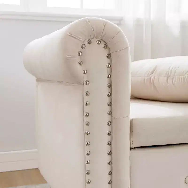MAYEERTY Tumbona de terciopelo, almohada de almacenamiento, ribete de tachuelas, brazo enrollado, sala de estar, dormitorio, oficina, beige