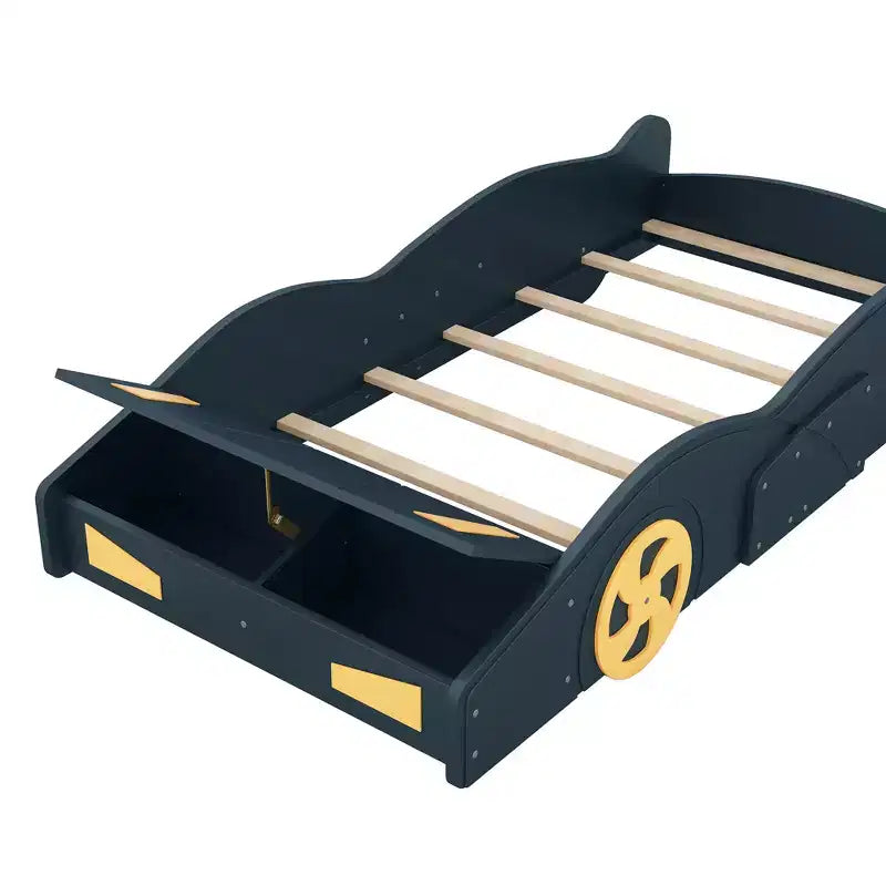 Cama plataforma GDFStudio Dean con forma de coche, ruedas y almacenamiento