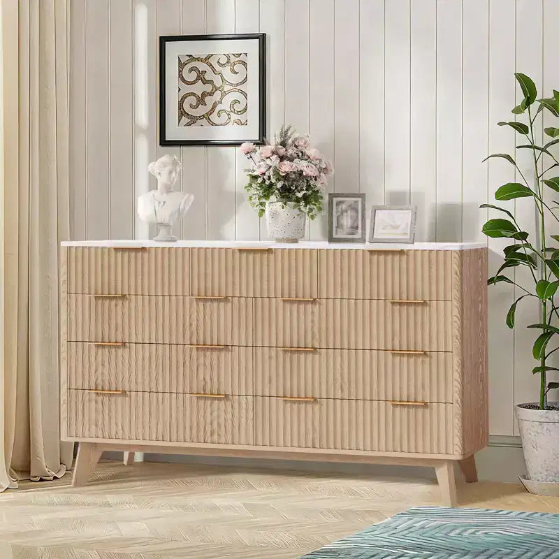Acekool Cómoda de 9 cajones con tapa de mármol sintético, moderna cómoda estriada, organizador de almacenamiento amplio para dormitorio o sala de estar, roble natural