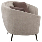Sofá biplaza curvado de 84 pulgadas en beige con 2 cojines decorativos