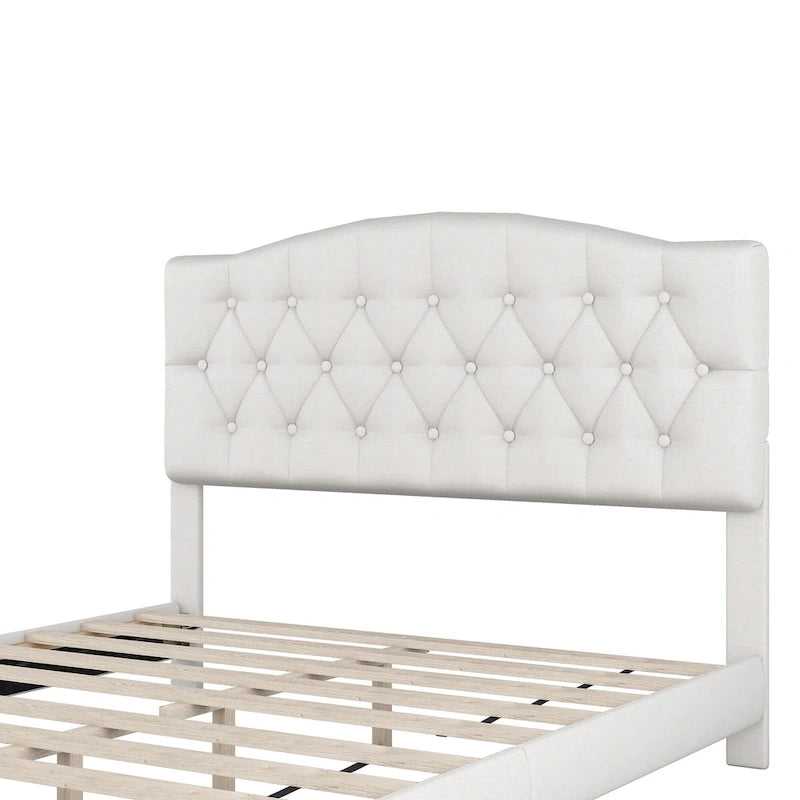 Base de cama tapizada con plataforma, cabecero curvo tipo silla de montar y detalles de rombos capitoné