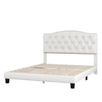 Base de cama tapizada con plataforma, cabecero curvo tipo silla de montar y detalles de rombos capitoné