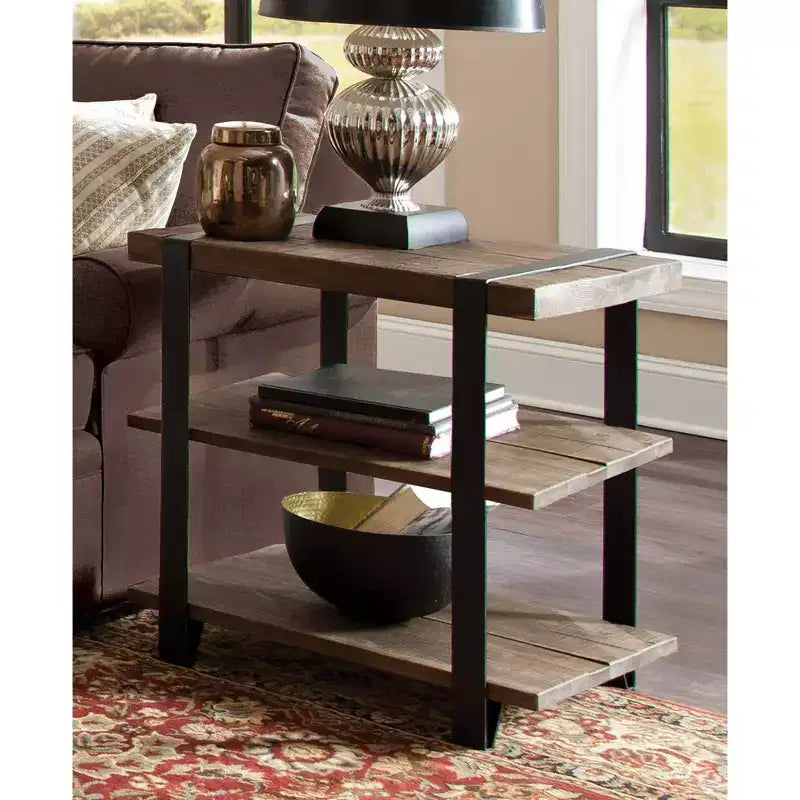 Mesa auxiliar de 27 pulgadas Modesto con 2 estantes y correa de metal, madera - Alaterre Furniture: Diseño rústico industrial, estructura negra