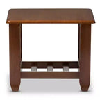 Baxton Studio Larissa - Mesa auxiliar moderna clásica estilo misión para sala de estar, color cerezo marrón: Mesa auxiliar cuadrada de caucho con estante