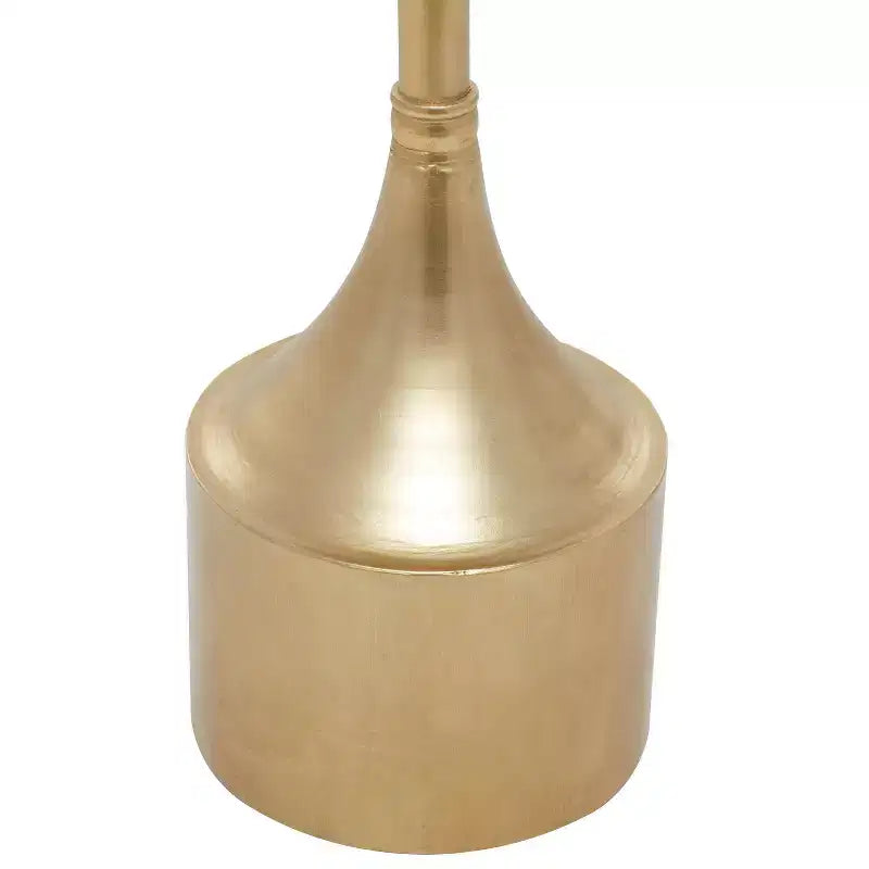 Mesa auxiliar de pedestal contemporánea de metal y mármol dorado - Olivia & May