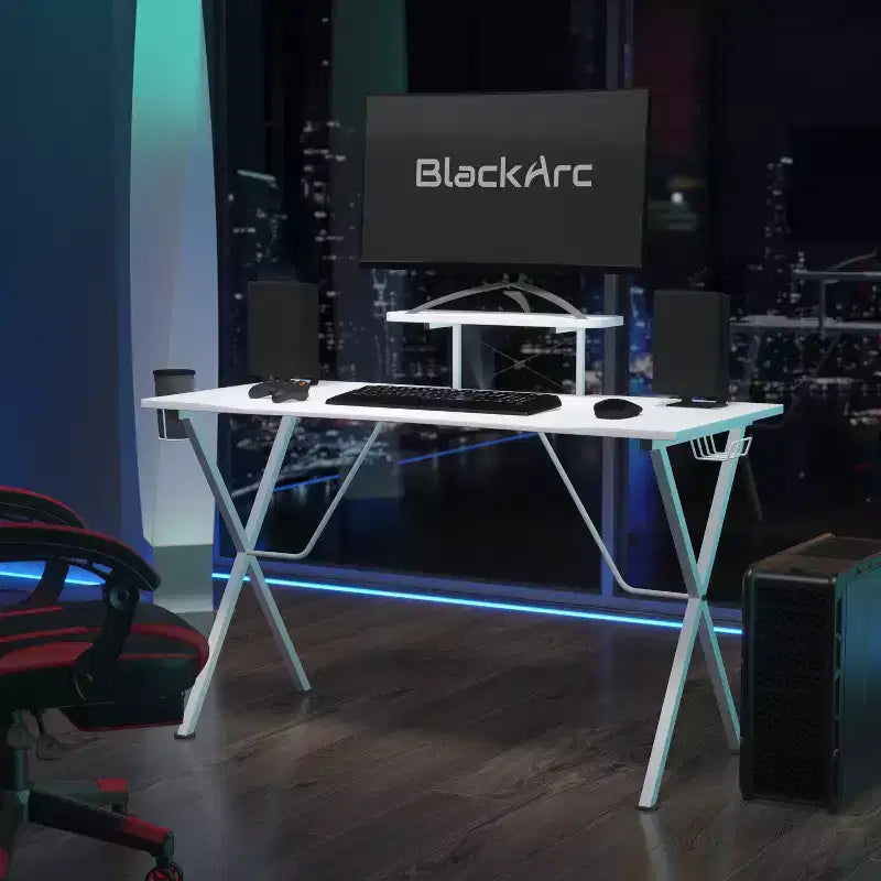 Escritorio de juegos BlackArc con superficie laminada y estructura de acero - Soporte para tazas desmontable, gancho para auriculares y soporte para smartphone/monitor