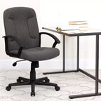 Silla de oficina ejecutiva giratoria de tela de respaldo medio Emma y Oliver con brazos de nylon