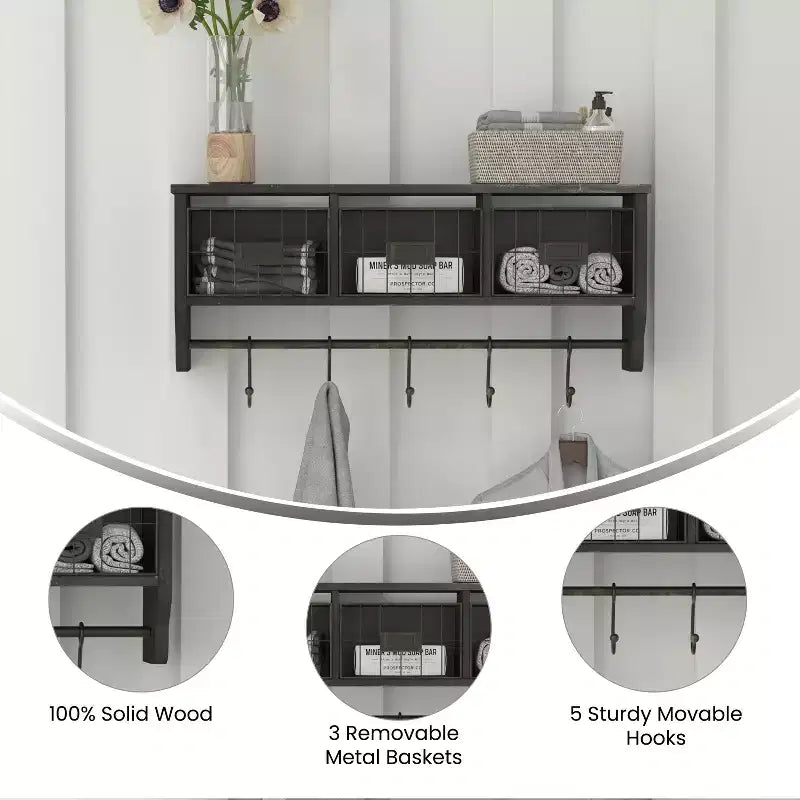 Merrick Lane Estante de almacenamiento de madera de pino macizo de 24 pulgadas para montaje en pared con estante superior, 5 ganchos y cestas de alambre para sala de estar, cocina o recibidor