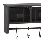 Merrick Lane Estante de almacenamiento de madera de pino macizo de 24 pulgadas para montaje en pared con estante superior, 5 ganchos y cestas de alambre para sala de estar, cocina o recibidor