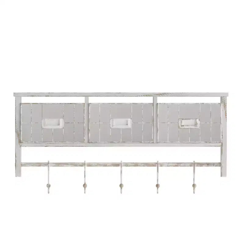Merrick Lane Estante de almacenamiento de madera de pino macizo de 24 pulgadas para montaje en pared con estante superior, 5 ganchos y cestas de alambre para sala de estar, cocina o recibidor