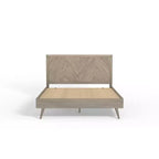 Estructura de cama de plataforma de madera con cabecero en forma de cheurón - eLuxury